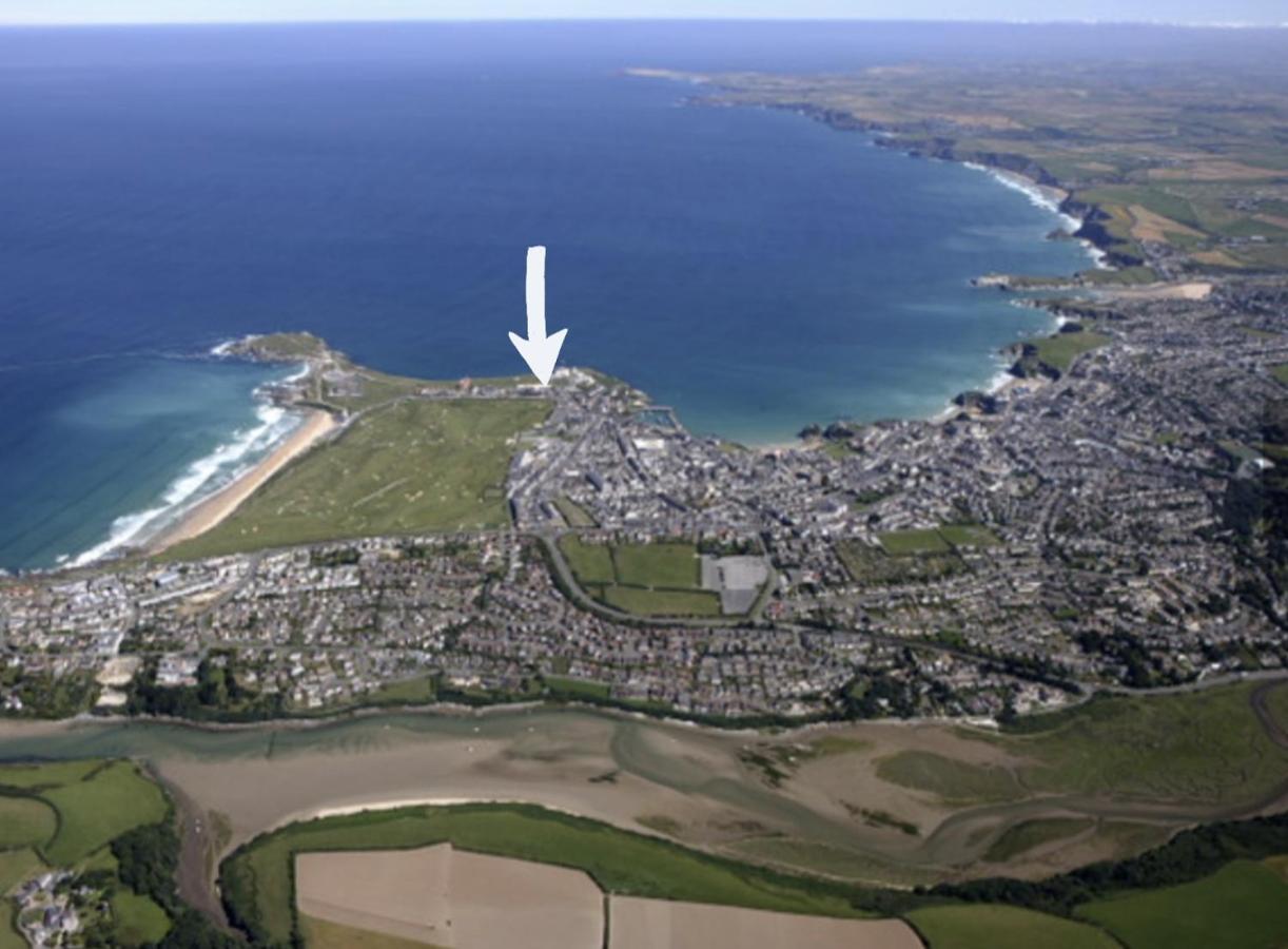 Apartment 100M From Fistral Beach- Underground Parking-Surf Shower & Locker- Sleeps 6 New Quay Exteriör bild